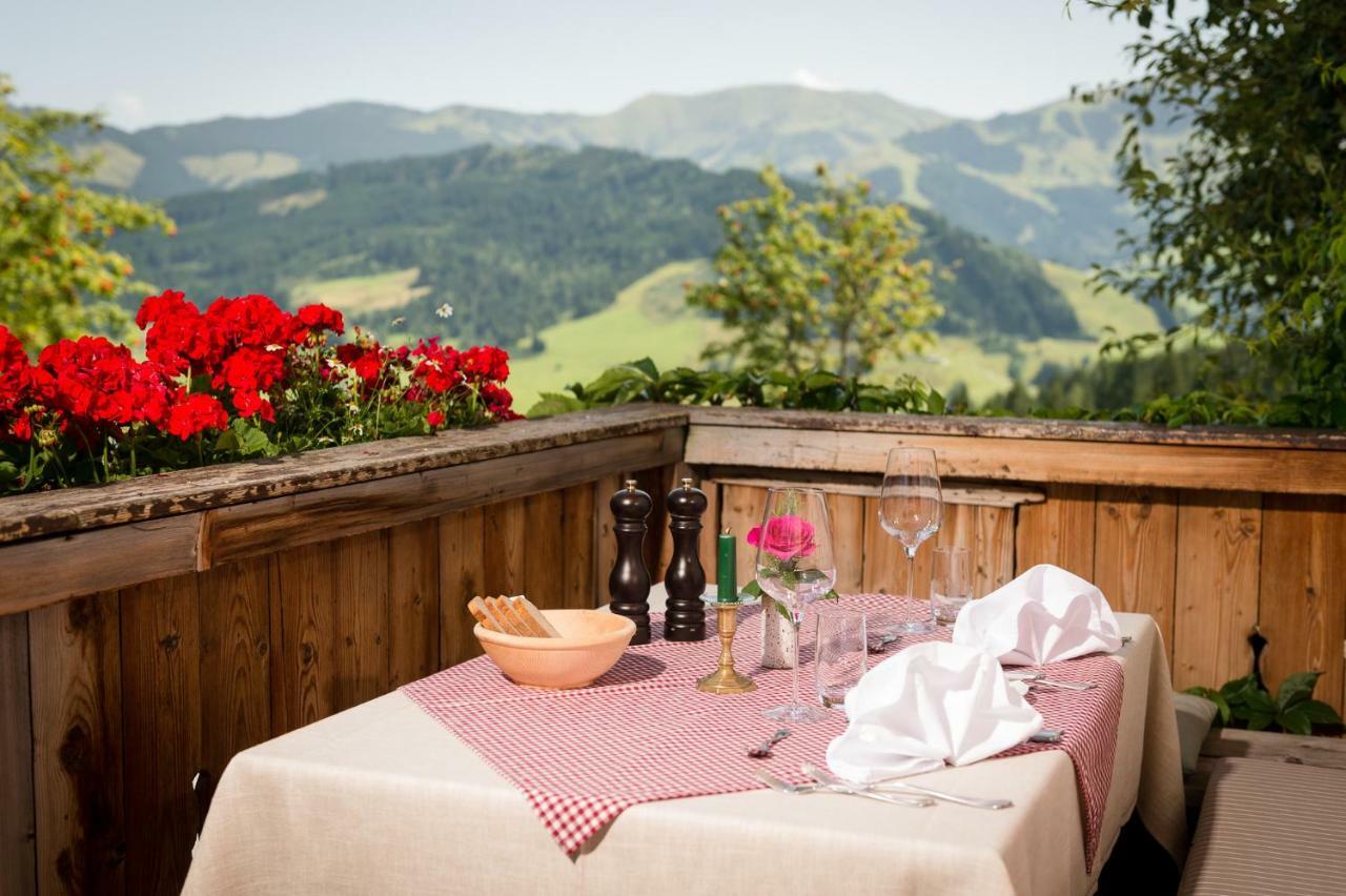 Gasthof Kronreith Maria Alm am Steinernen Meer Bagian luar foto